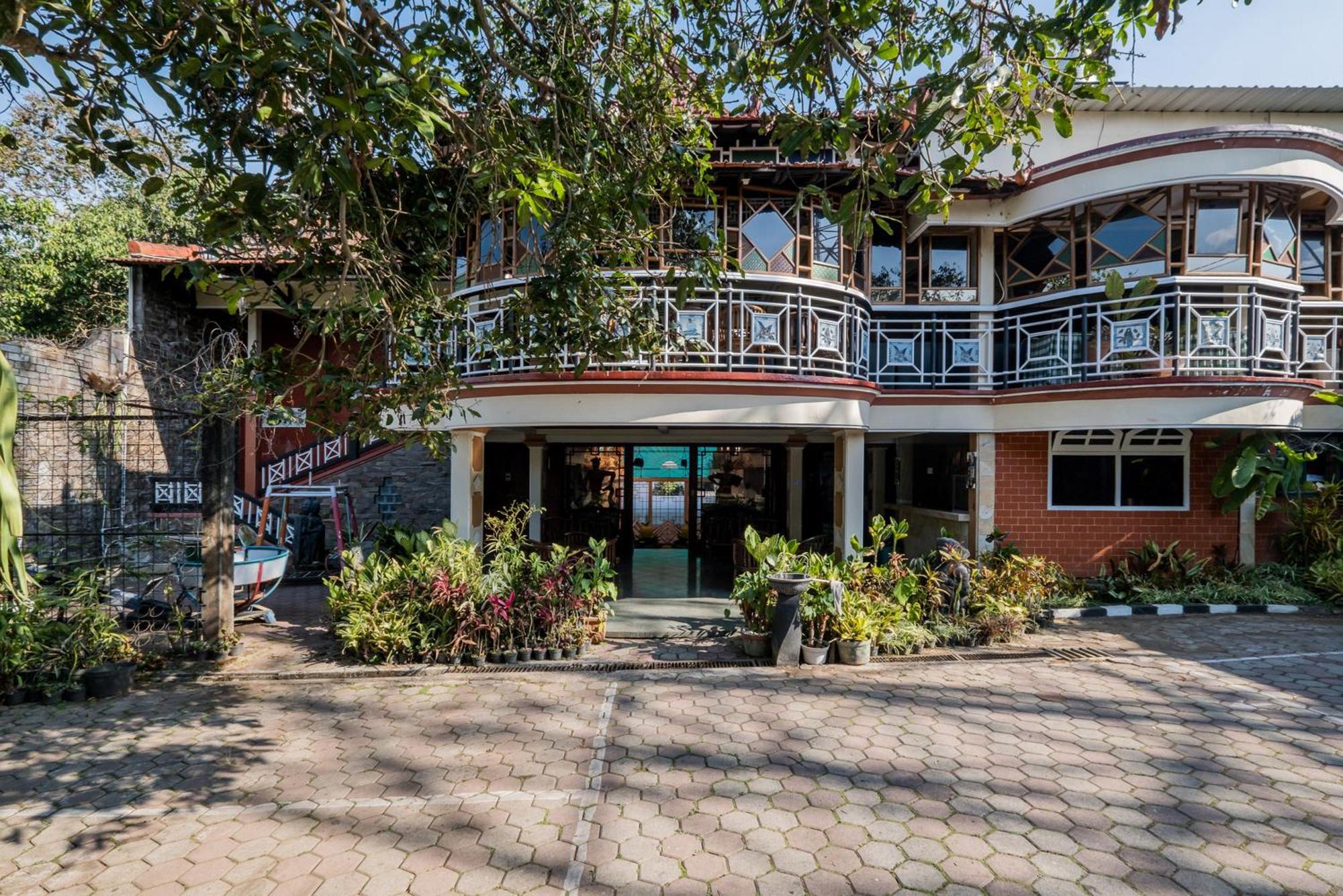 Urbanview Hotel Near Jatim Park 1 By Reddoorz Batu  Zewnętrze zdjęcie
